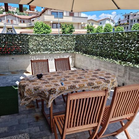 Kd Apartment, Accogliente, Moderno E Spazioso. Castel di Sangro Kültér fotó